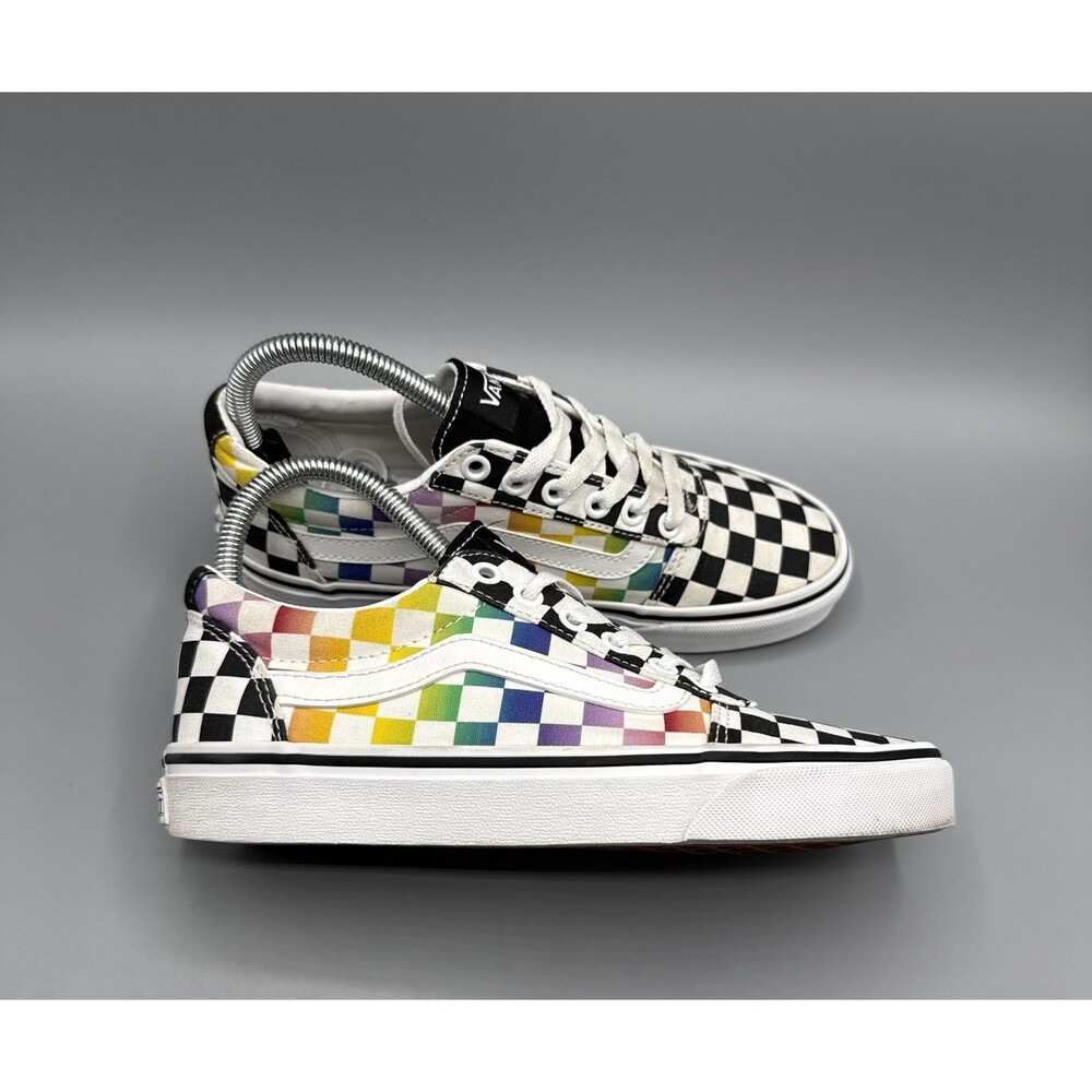 Vans Rainbow Checkerboard Skateboard Shoes Women's Size 7